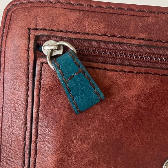 Fossil Brown Leather Wallet Teal Giraffe Detail Bohemian w Fossil Dust Bag - Picture 9 of 15
